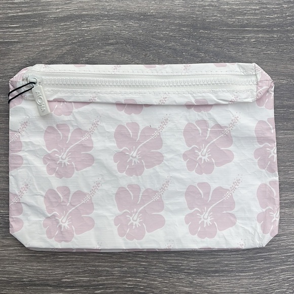 Aloha Collection Small Pouch, Hibiscus Bloom, Mochi - Picture 2 of 6